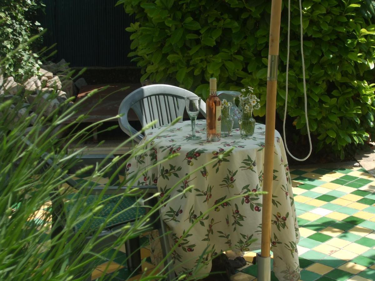 Villa Soraya , Quiet Location With Big Garden Near Beach And Old Town Of Nice Room photo